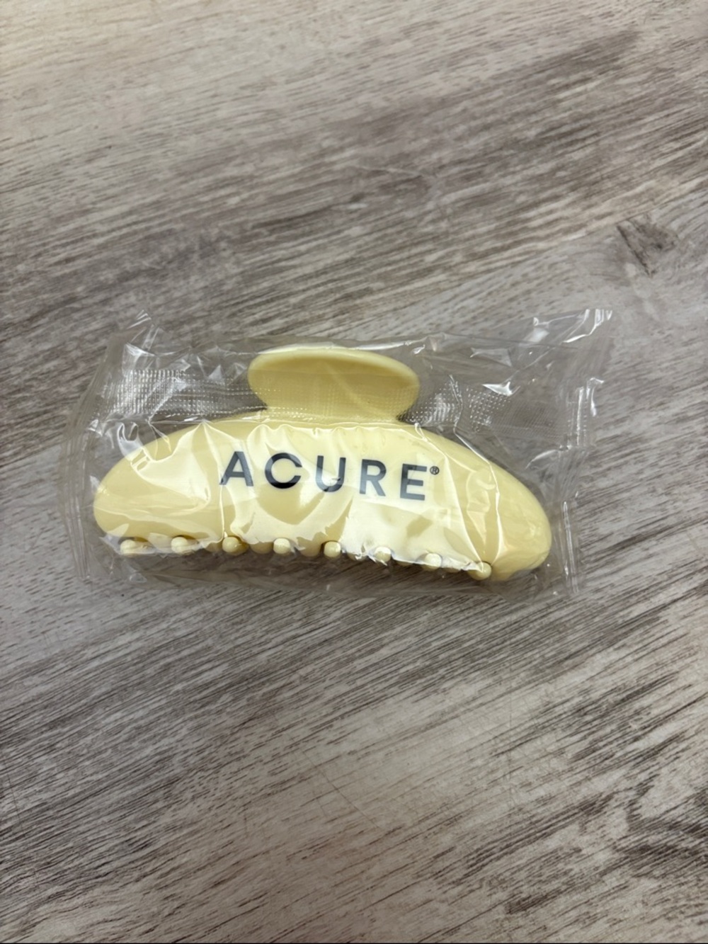 NWT ACURE Pale Yellow Hair Claw Plastic Clip 4" Long
